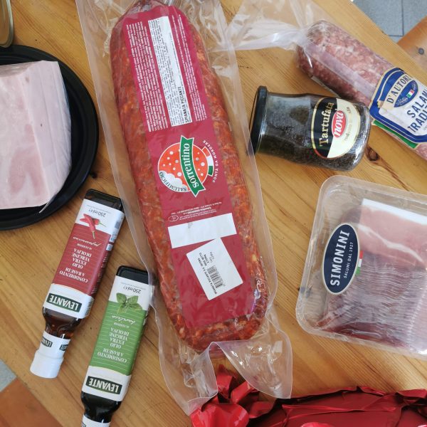 włoskie składniki na pizze których używamy w pizzerii w Gdyni